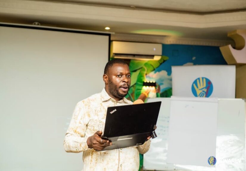 259cf0bd-641b-4af3-81f3-d1d5da36d61d